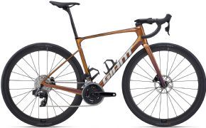 Giant Defy Advanced Pro 1 Road Bike  2025 - 